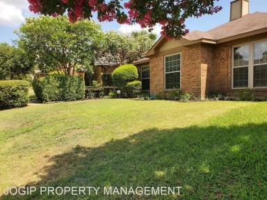 Main picture of 10228 Ridge Oak St