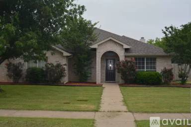 Main picture of 6420 Sun Crest Ct