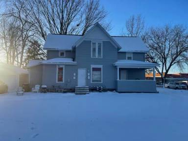 Main picture of 901 W Beardsley Ave