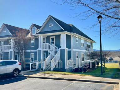 Main picture of 4606 Breakers Ln