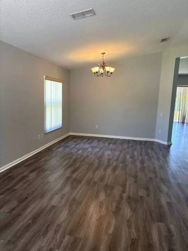 Main picture of 2253 Meadow Oak Cir
