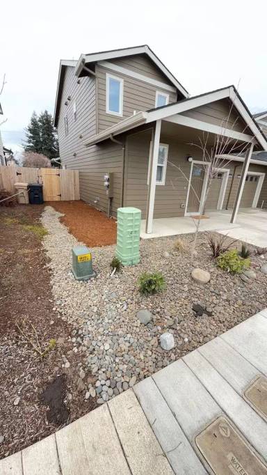 Main picture of 346 Seven Oaks Ln