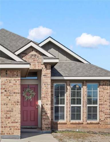Main picture of 4032 Bravo Ranch Rd