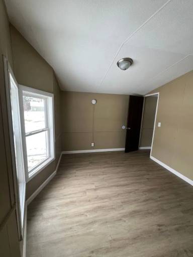 Main picture of 1582 Hill Rd