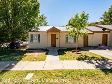 Main picture of 305 W 300 S