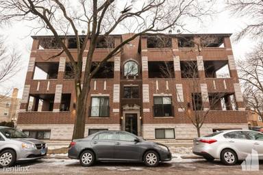 Main picture of 2921 W Glenlake Ave