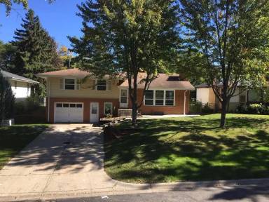 Main picture of 6625 11th Ave S