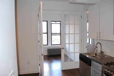 Main picture of 410 Eastern Parkway and 1141 Union St