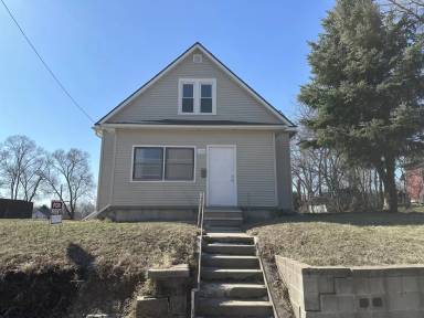 Main picture of 1206 W 3rd St