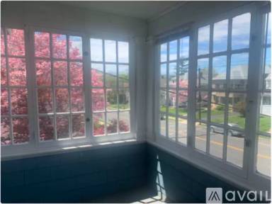 Main picture of 1449 Boulevard