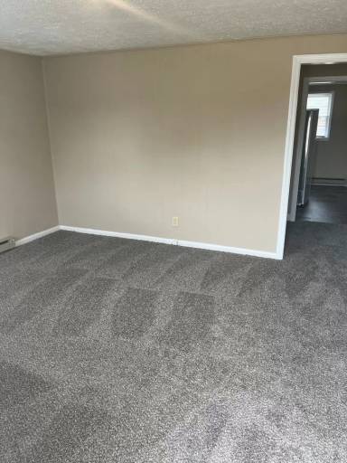 Main picture of 418 Laura Ct