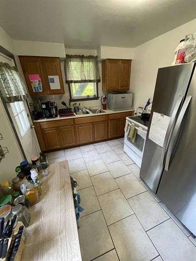 Main picture of 436 Walnut Ave