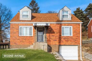 Main picture of 1220 Commonwealth Ave