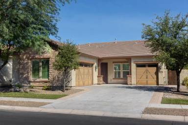 Main picture of 3920 E Horseshoe Pl