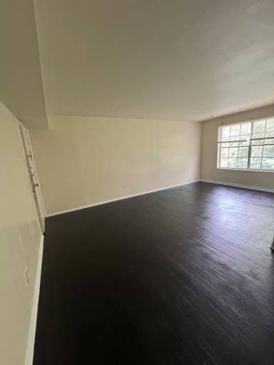 Main picture of 3901 Groveland Ave