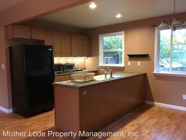 Main picture of 20325 Eureka Dr