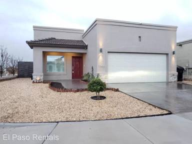 Main picture of 13466 Bradford St