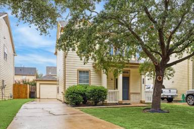 Main picture of 18718 Sandelford Dr
