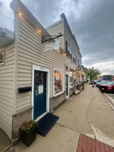 Main picture of 622 Milwaukee St