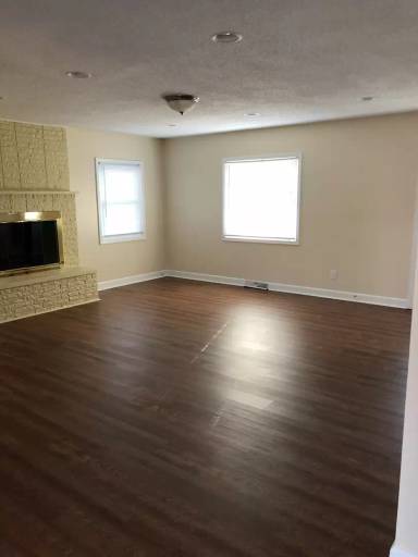 Main picture of 523 Wofford Rd