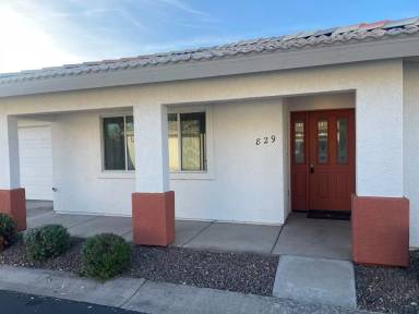 Main picture of 829 E Kathy Ct