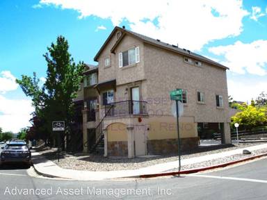 Main picture of 405 Holcomb Ave