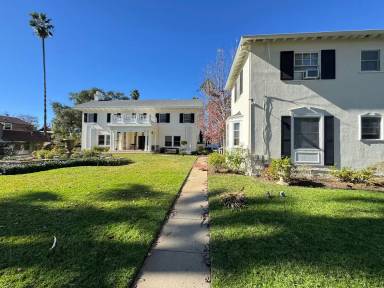 Main picture of 451 S El Molino Ave