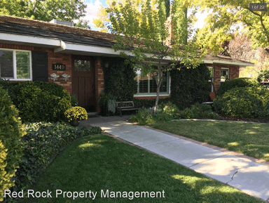 Main picture of 1449 Lava Ridge Rd