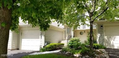 Main picture of 256 W Hamilton Dr