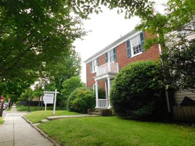 Main picture of 3700 S St NW