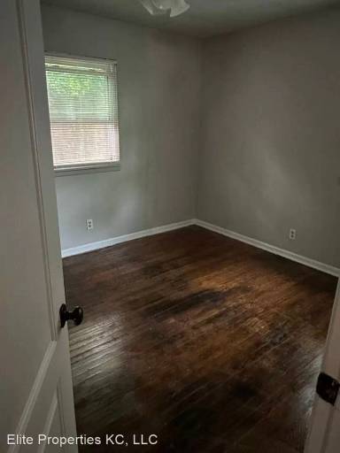 Main picture of 1616 Washington Ave