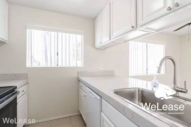 Main picture of 4525 35th St