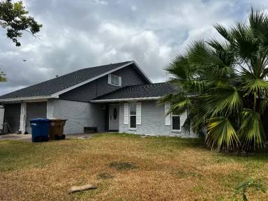 Main picture of 4418 Acushnet Dr