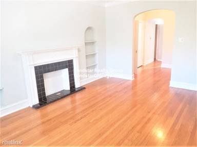 Main picture of 2637 W Granville Ave