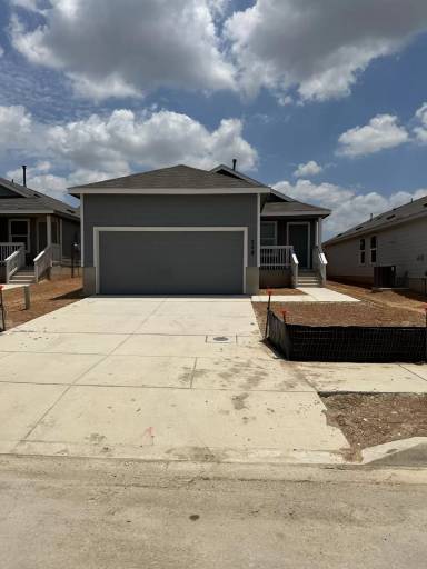 Main picture of 240 Kayden Ct