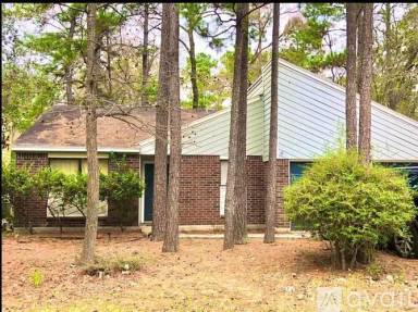 Main picture of 72 Trummel Ct