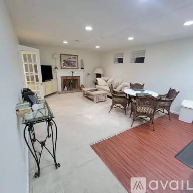 Main picture of 8412 Bells Mill Rd