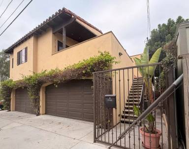 Main picture of 3769 Albatross St