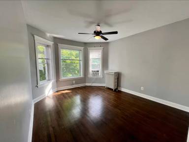 Main picture of 3415 W Lyndale St