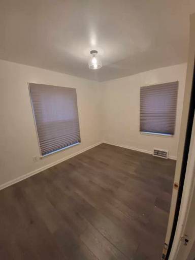Main picture of 11435 Lakepointe St