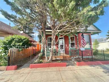 Main picture of 1305 E 2nd St