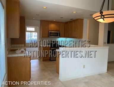 Main picture of 2806 Club Dr