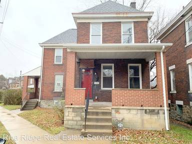 Main picture of 2046 Monroe St