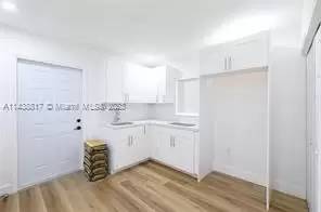 Main picture of Leslie Estates
