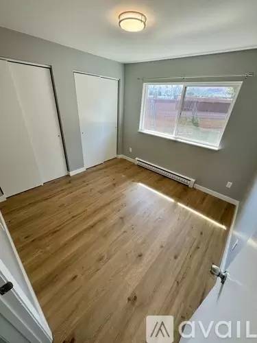 Main picture of 2300 N Ash St
