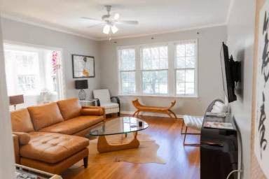 Main picture of 2786 Riverside Ave