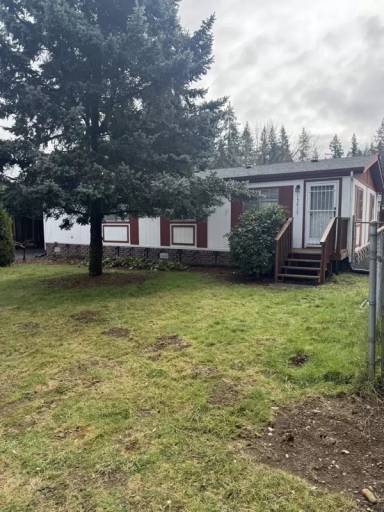 Main picture of 15215 NE 99th St