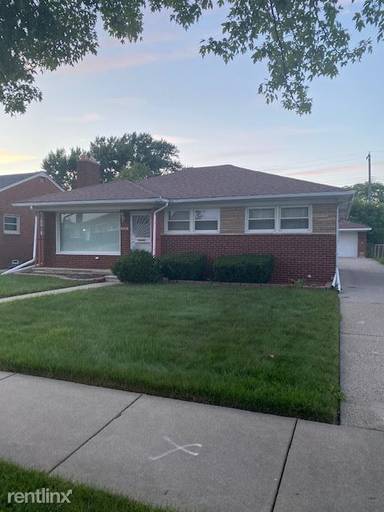 Main picture of 16515 Ego Ave