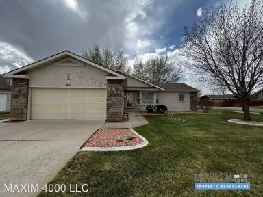 Main picture of 611 Shadowbrook Dr
