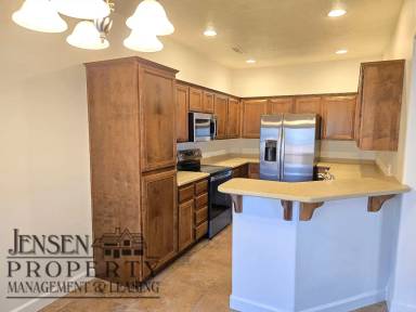 Main picture of 3925 Bella Vista Dr